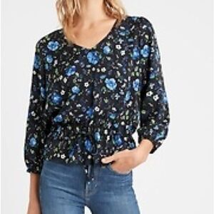 BANANA‎ REPUBLIC SATIN PEPLUM TOP